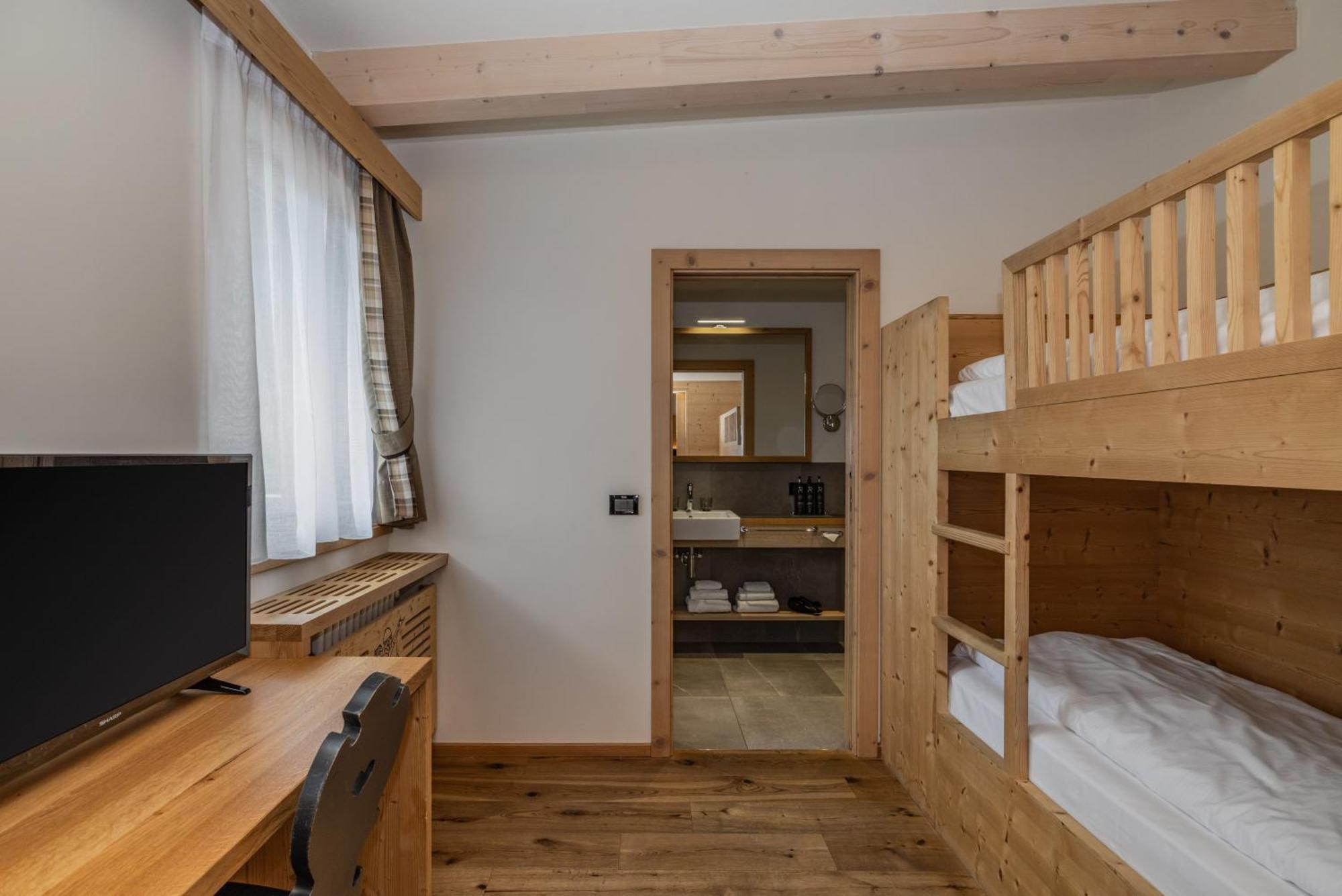 Hotel Ravelli Luxury Spa Mezzana  Exteriér fotografie