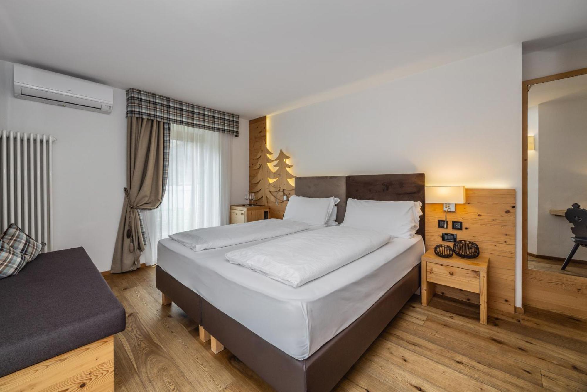 Hotel Ravelli Luxury Spa Mezzana  Exteriér fotografie