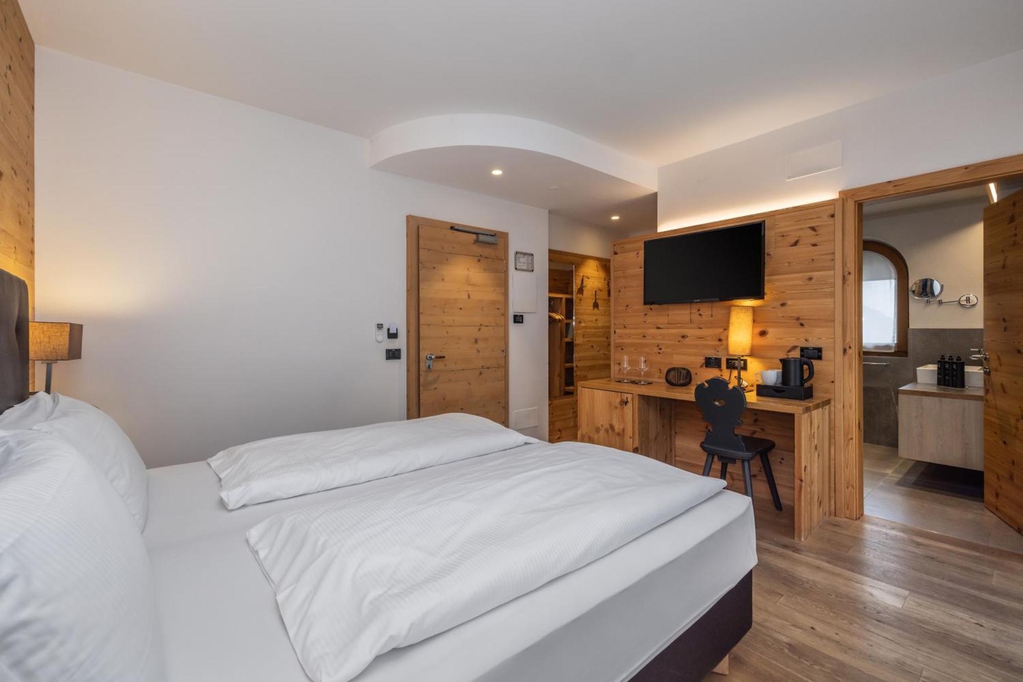 Hotel Ravelli Luxury Spa Mezzana  Exteriér fotografie