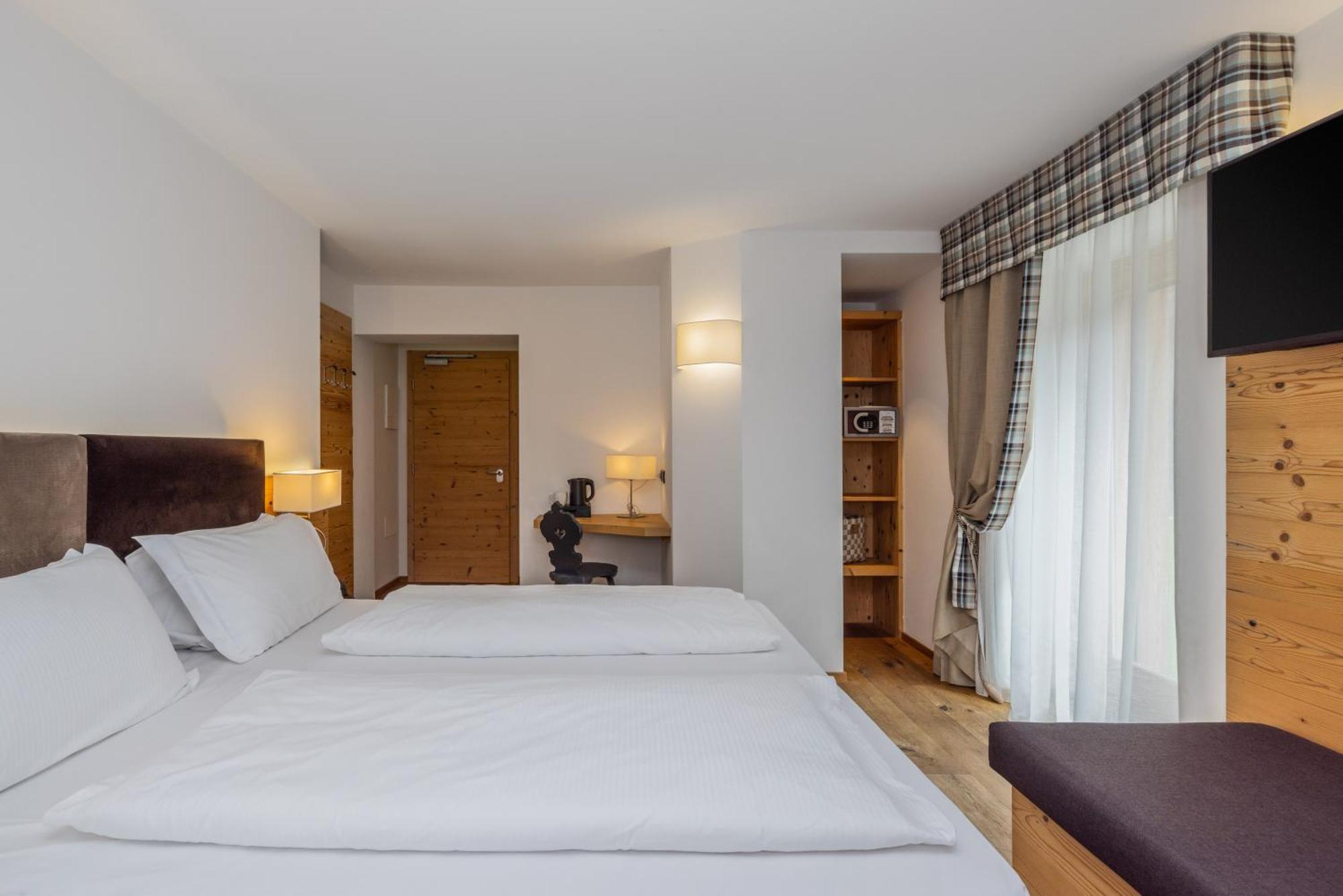Hotel Ravelli Luxury Spa Mezzana  Exteriér fotografie