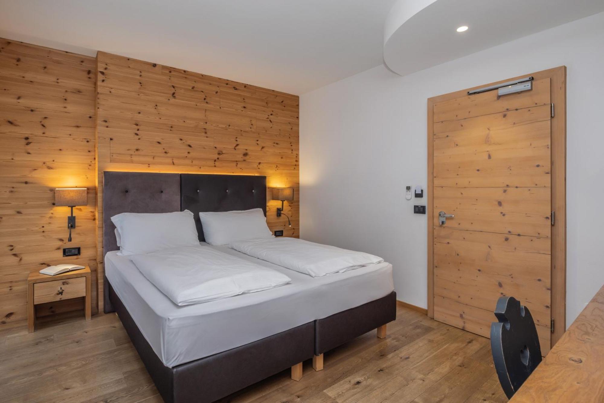 Hotel Ravelli Luxury Spa Mezzana  Exteriér fotografie