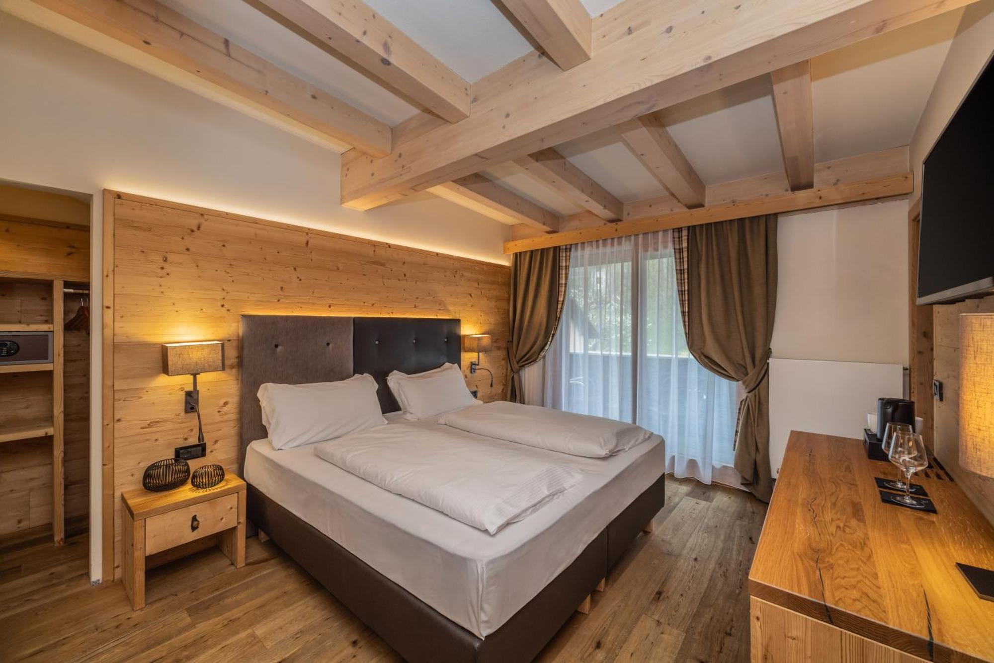 Hotel Ravelli Luxury Spa Mezzana  Exteriér fotografie