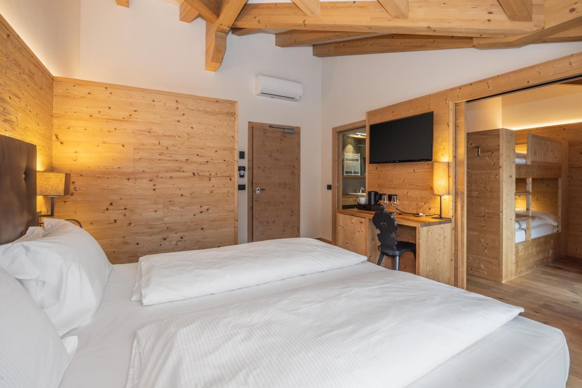 Hotel Ravelli Luxury Spa Mezzana  Exteriér fotografie