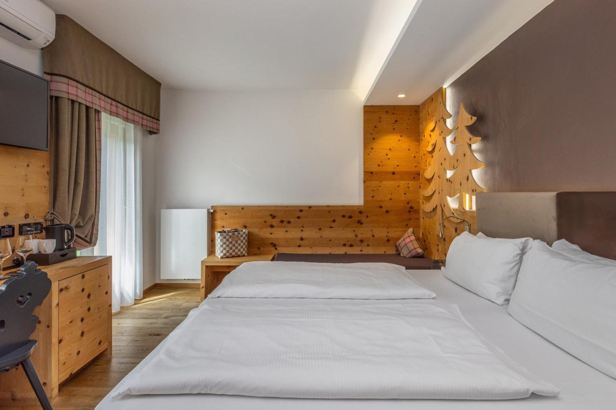 Hotel Ravelli Luxury Spa Mezzana  Exteriér fotografie